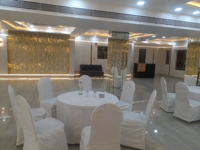 Aadat | Banquet Halls