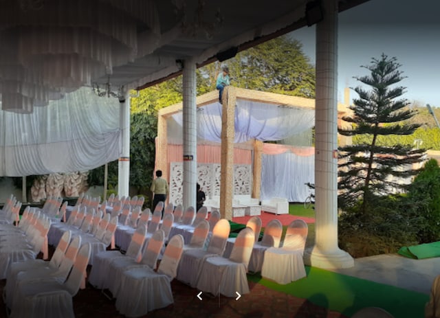 Avadh Palace Marriage Hall | Banquet Halls