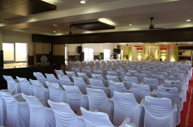 Ayyappas Pearl Restaurant | Banquet Halls