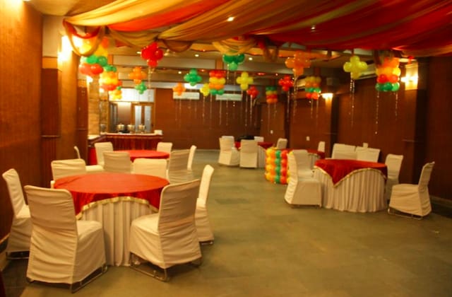 Dilli 6 Restaurant | Banquet Halls