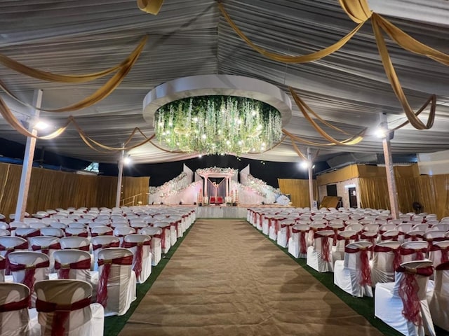 Golden Hall Banquet | Banquet Halls