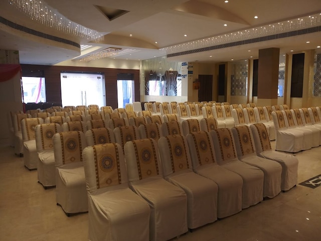Grand New Rahul Banquet and Restaurant | Banquet Halls