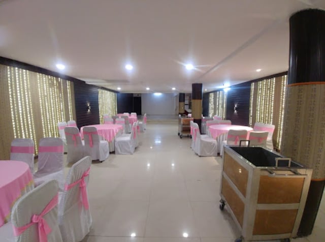 Hotel Daawat | Banquet Halls