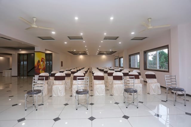 Hotel Shiv Shakti | Banquet Halls