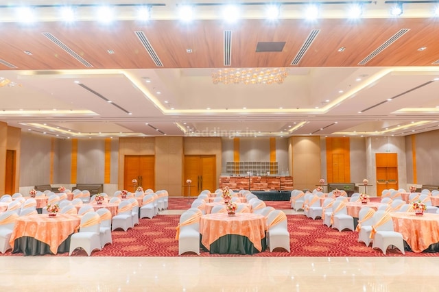 Lemon Tree Hotel | Banquet Halls in Gurugram