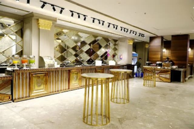 Mapple Gold Banquet | Reception Venues in Delhi