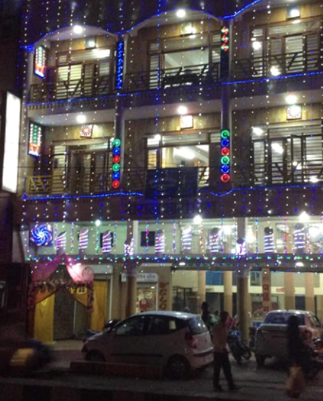 Mehfil Shadi Hall | Banquet Halls
