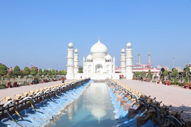 People's World | Banquet Halls