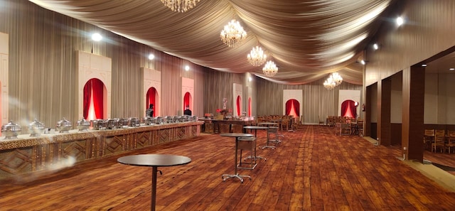 Queens Lawn and Banquets | Banquet Halls