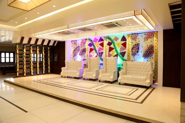 Weddingz Banquet Company Serviced Radhekrishna  The Grand Banquet | Marriage Halls in Ulhasnagar, Mumbai