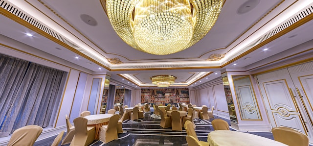 Seven Eleven Club and Hotels | Corporate Events & Cocktail Party Venue Hall in Mira Bhayandar, Mumbai