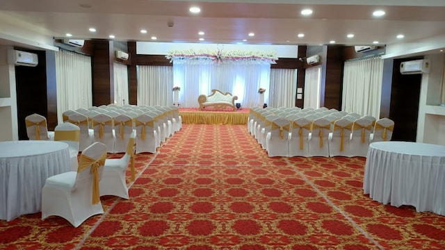 The Royal Lake Banquets and Resort | Banquet Halls